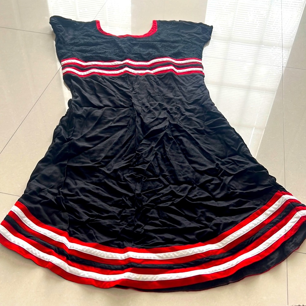 Short dress